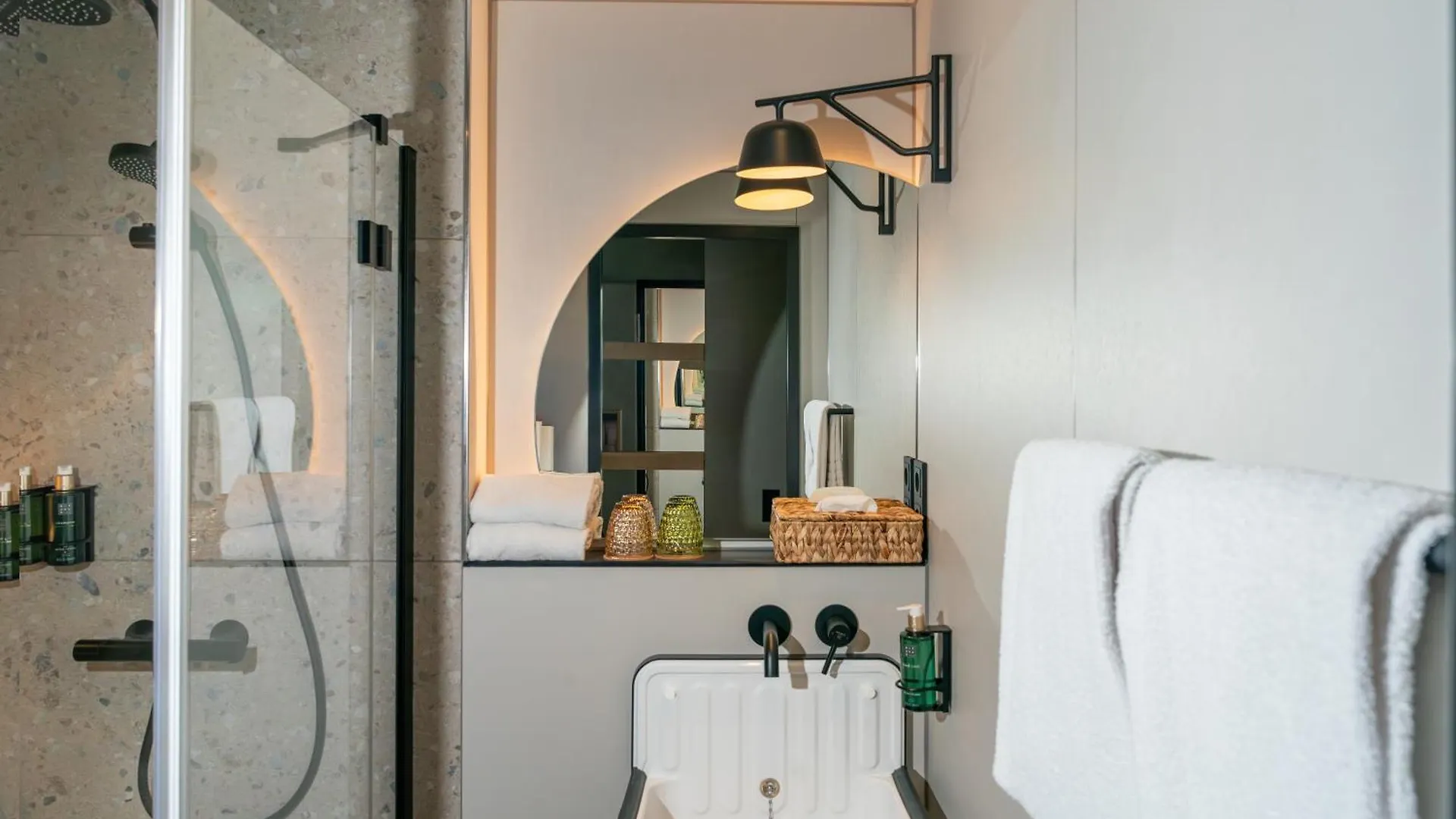 **** Hotel Cocoon Theresienwiese Mnichov Německo